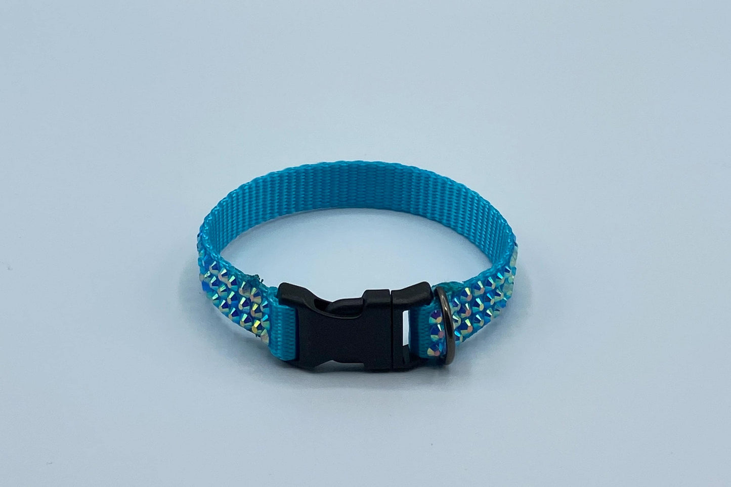 Handmade Light Blue Rhinestone Cat Collar – Elegant & Sparkly Bling Collar for Cats